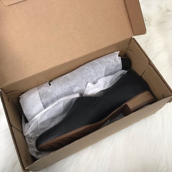 Clarks Collection By Clark’s NIB Juliet Palm Black Leather Slip On Loafers - Picture 7 of 7